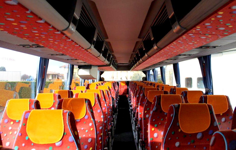 noleggio bus Renault Iliade