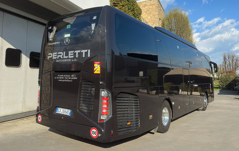 perletti-bus-mercedes-tourismo-2025-im4